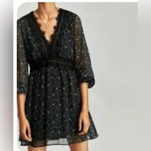 NWT Zara Floral Dress, Studded w/ Lace Trimmings in Greeb and Black Color, Sz M